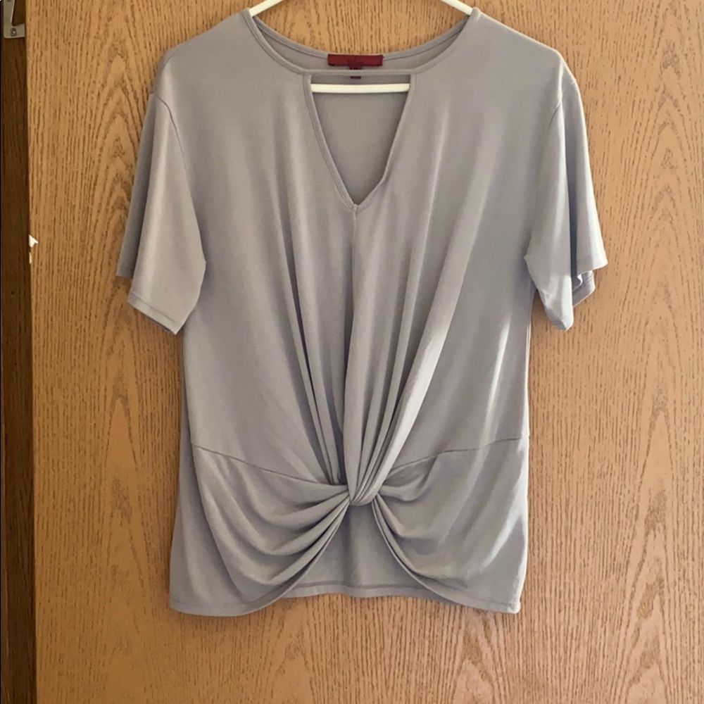 Buckle Red knot waist top NWOT